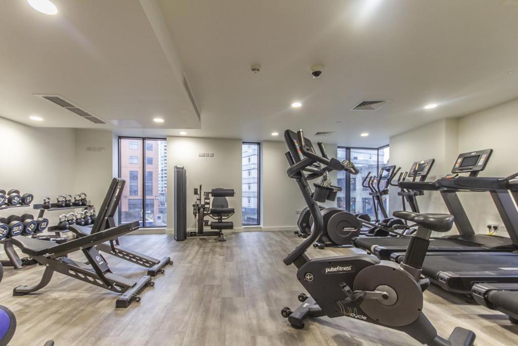 Premium Deals L Last-Minute Stay L 4 Min Walk To Birmingham Central Library L 18Th Floor 2 Bed 2 Bath City Centre Penthouse With Gym & Netflix By Jvt Short Lets Kültér fotó