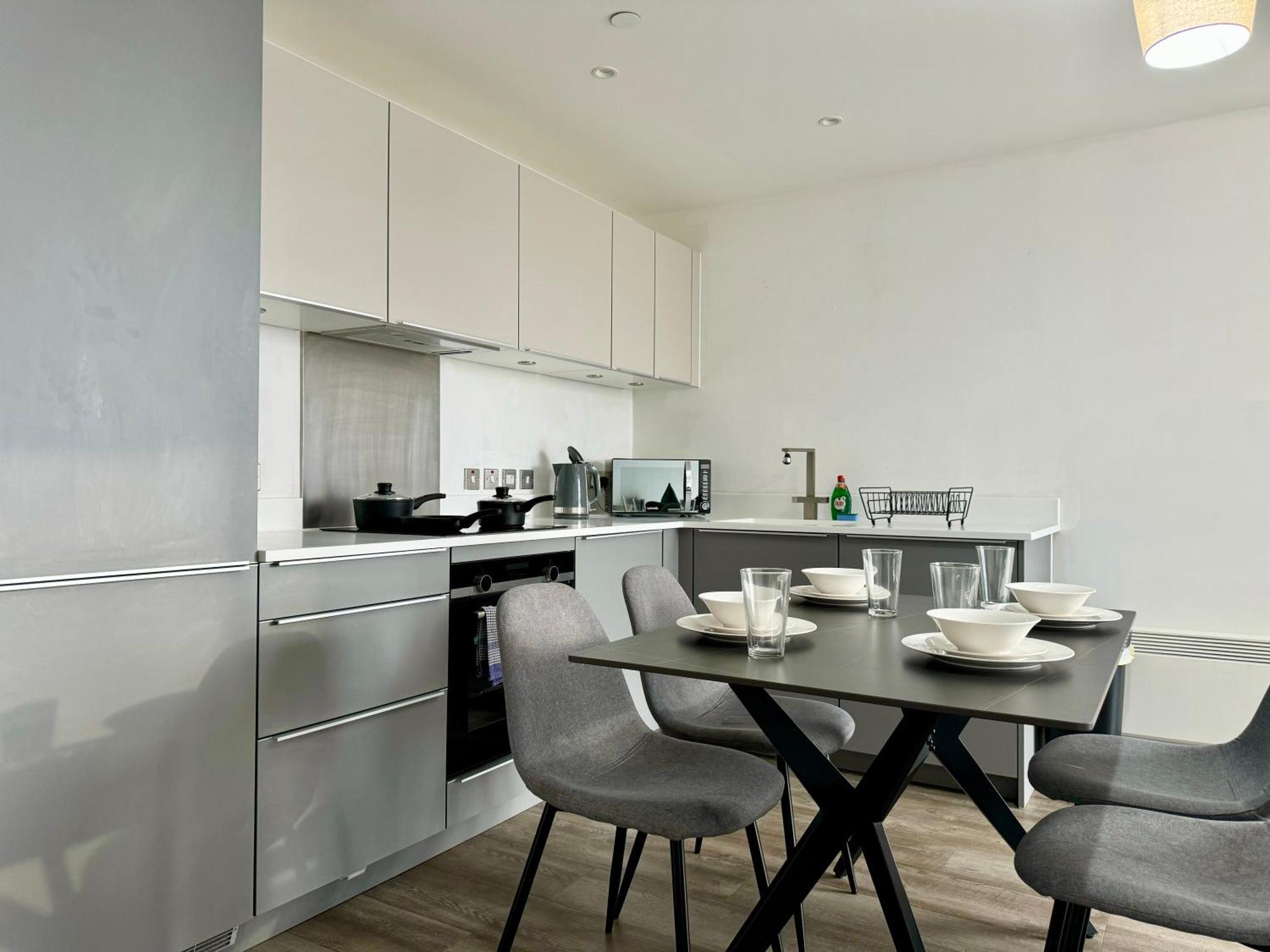 Premium Deals L Last-Minute Stay L 4 Min Walk To Birmingham Central Library L 18Th Floor 2 Bed 2 Bath City Centre Penthouse With Gym & Netflix By Jvt Short Lets Kültér fotó