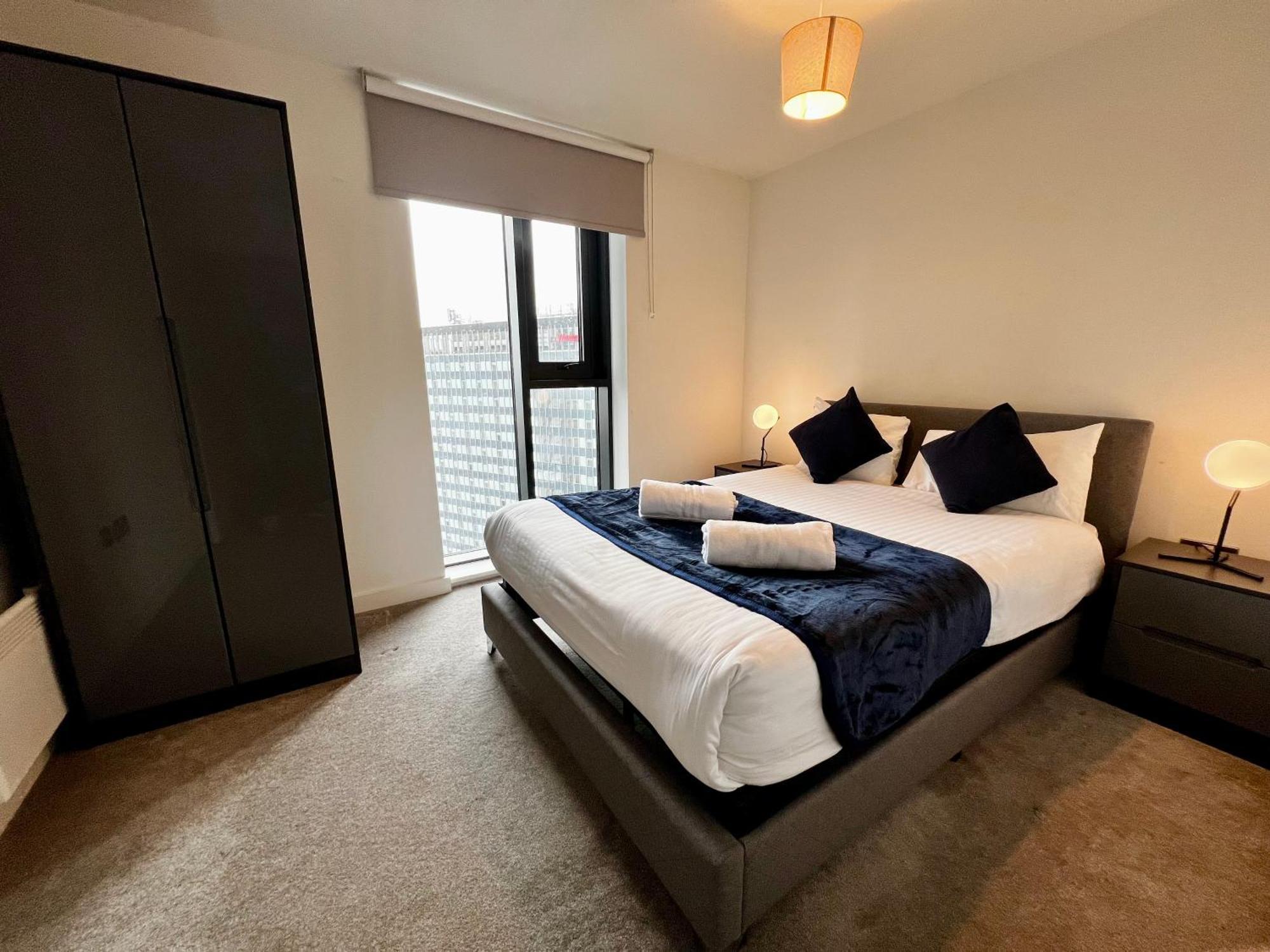 Premium Deals L Last-Minute Stay L 4 Min Walk To Birmingham Central Library L 18Th Floor 2 Bed 2 Bath City Centre Penthouse With Gym & Netflix By Jvt Short Lets Kültér fotó